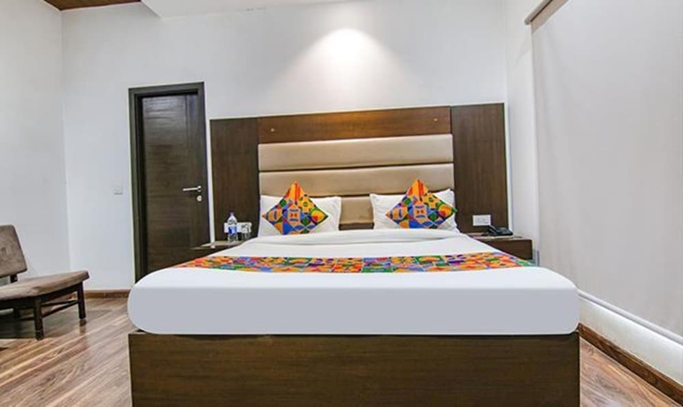 Imagen de la habitación del Hotel Fabhotel Paradise Ville Resort. Foto 5
