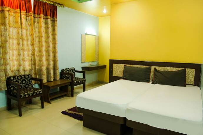Imagen de la habitación del Hotel Fabhotel Parashuram. Foto 11
