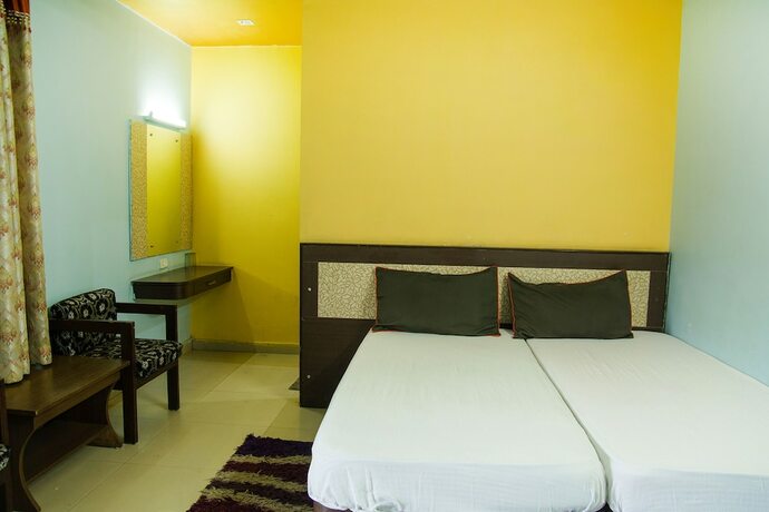 Imagen de la habitación del Hotel Fabhotel Parashuram. Foto 16