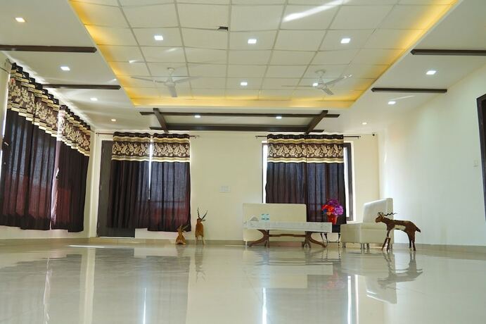 Imagen general del Hotel Fabhotel Pink Park. Foto 3