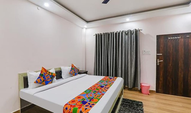 Imagen de la habitación del Hotel Fabhotel Prayag Deep. Foto 19