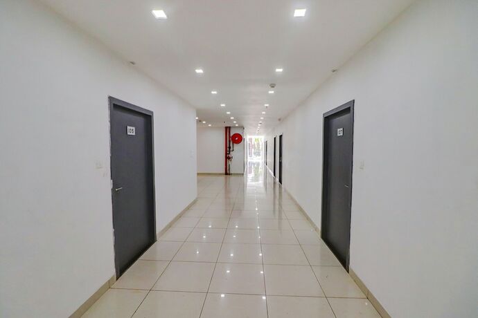 Imagen general del Hotel Fabhotel Premium Kashi. Foto 2