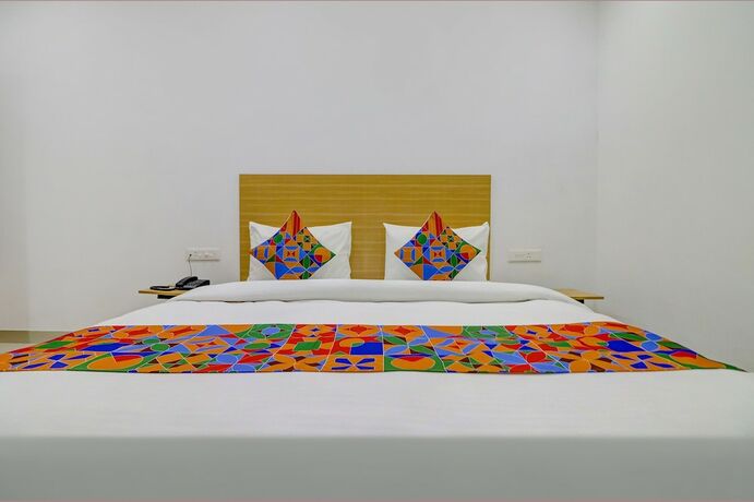 Imagen de la habitación del Hotel Fabhotel Premium Kashi. Foto 19