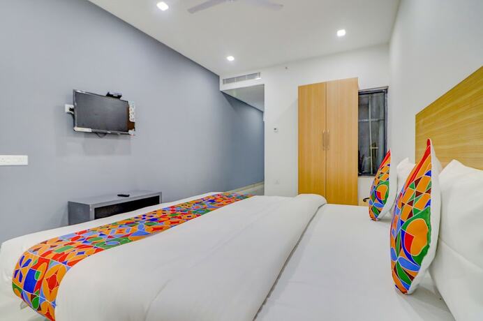 Imagen general del Hotel Fabhotel Premium Kashi. Foto 10