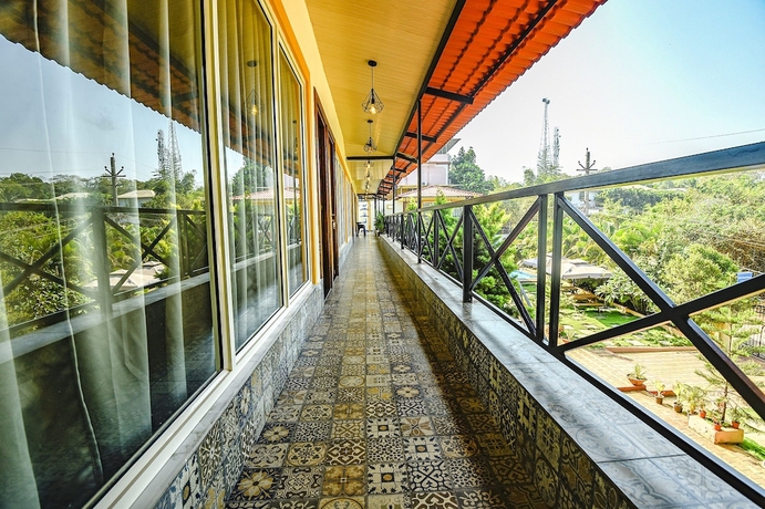 Imagen de los interiores del Hotel Fabhotel Prime 4D\'S Coast Resort. Foto 16