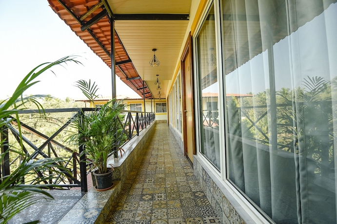 Imagen de los interiores del Hotel Fabhotel Prime 4D\'S Coast Resort. Foto 17