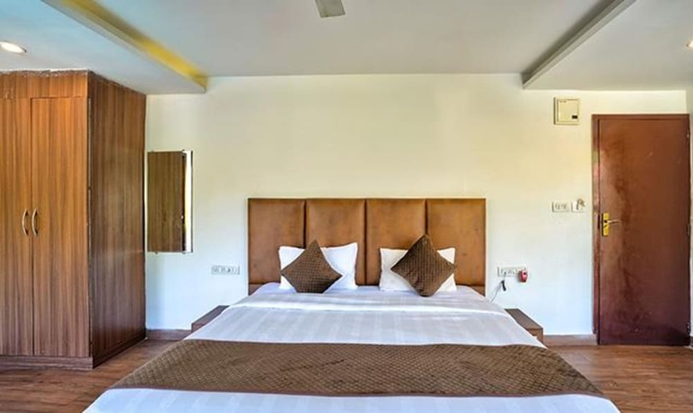Imagen de la habitación del Hotel Fabhotel Prime 7 Eleven Resort. Foto 2
