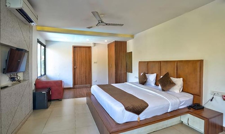 Imagen de la habitación del Hotel Fabhotel Prime 7 Eleven Resort. Foto 5