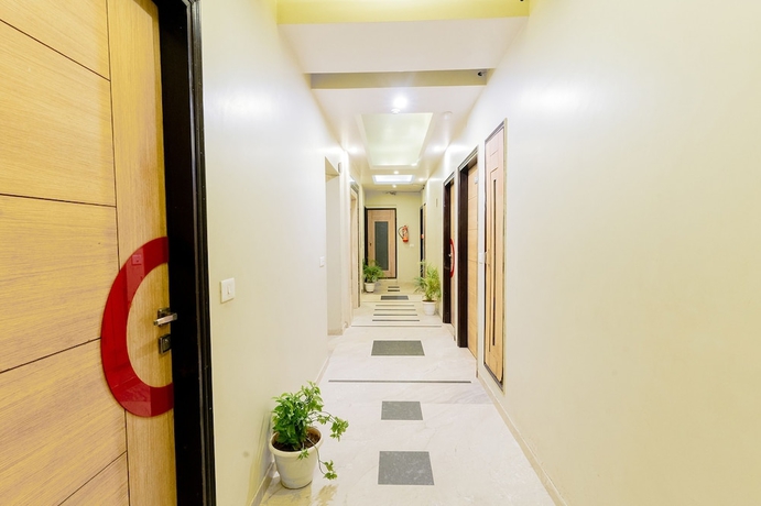 Imagen de los interiores del Hotel Fabhotel Prime Aroma Residency. Foto 16