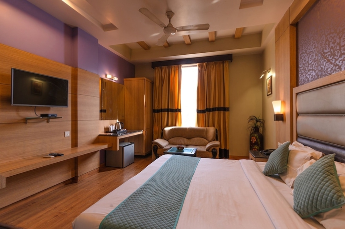 Imagen de la habitación del Hotel Fabhotel Prime Aroma Residency. Foto 6