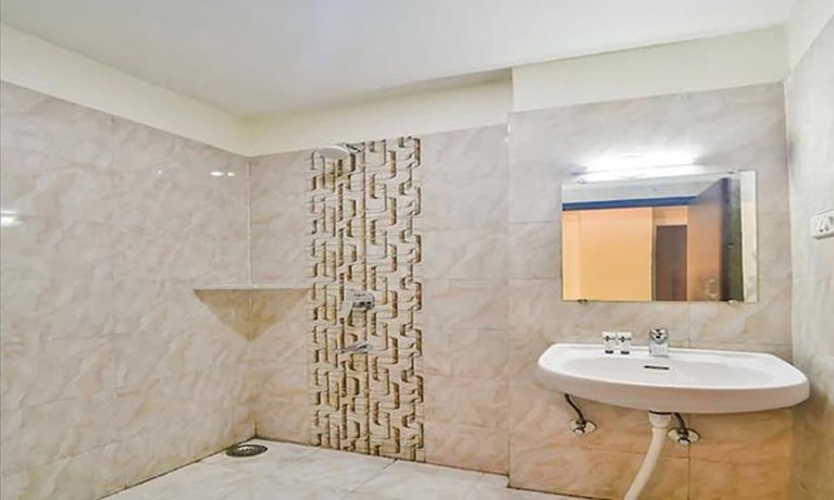Imagen general del Hotel Fabhotel Prime Golden Feather. Foto 2