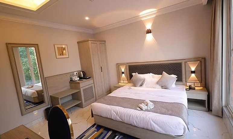Imagen de la habitación del Hotel Fabhotel Prime Hampton By Ic\'S. Foto 19