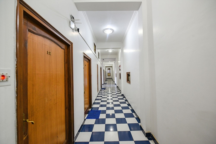 Imagen de los interiores del Hotel Fabhotel Prime Hemkunth. Foto 10