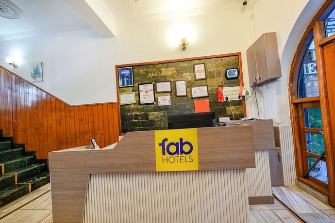 Imagen de los interiores del Hotel Fabhotel Prime Hemkunth. Foto 16