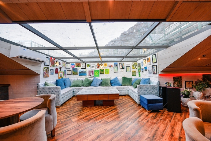 Imagen de los interiores del Hotel Fabhotel Prime Hemkunth. Foto 19