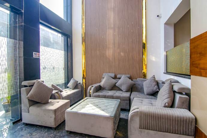 Imagen general del Hotel Fabhotel Prime K9 Crown. Foto 8