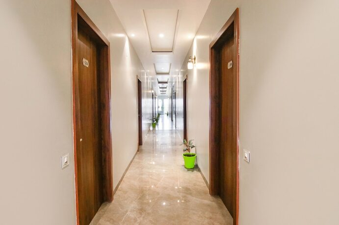 Imagen general del Hotel Fabhotel Prime Royal Court. Foto 6
