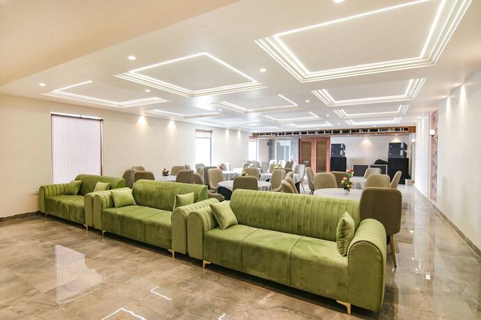 Imagen general del Hotel Fabhotel Prime Royal Court. Foto 11