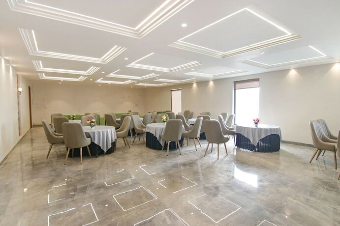 Imagen general del Hotel Fabhotel Prime Royal Court. Foto 13