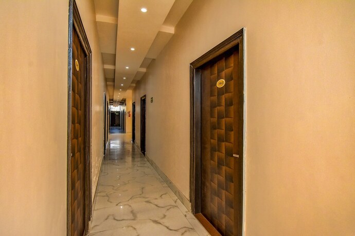 Imagen general del Hotel Fabhotel Prime Shubh ISBT. Foto 6