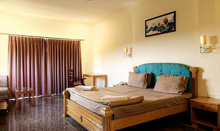 Imagen de la habitación del Hotel Fabhotel Prime Sparv Aulakhs Resort. Foto 17