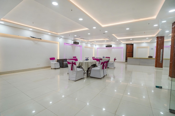 Imagen de los interiores del Hotel Fabhotel Prime Stay Inn I. Foto 15