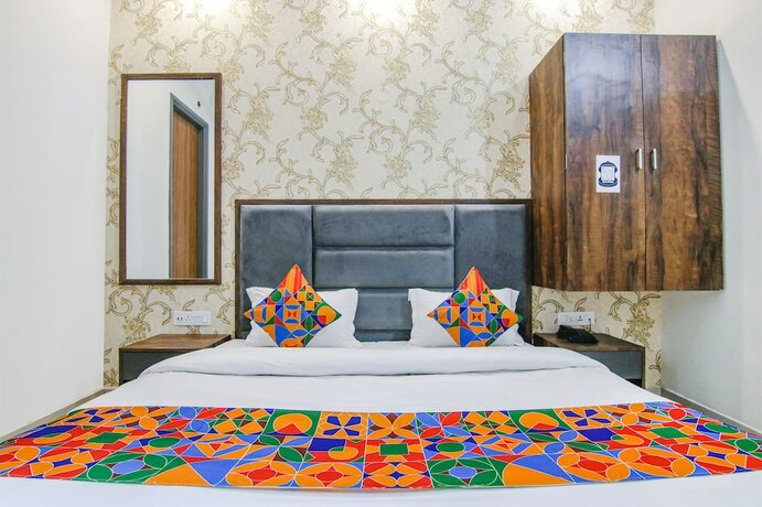 Imagen de la habitación del Hotel Fabhotel Prime Taj Castle. Foto 16