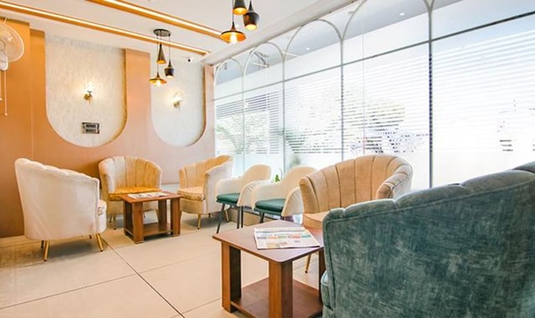 Imagen general del Hotel Fabhotel Prime The Eminence. Foto 4
