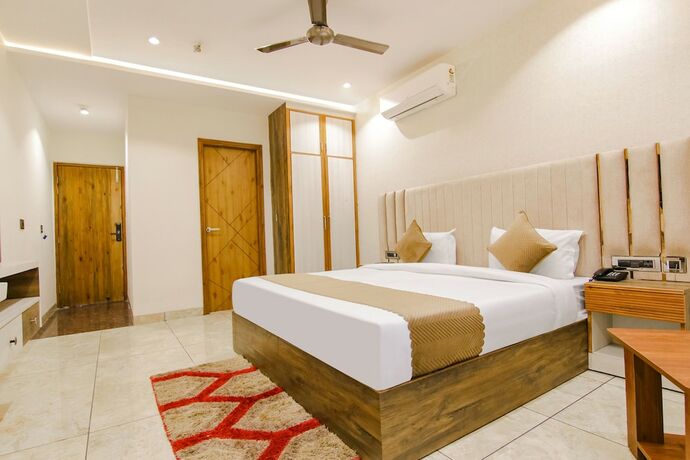 Imagen de la habitación del Hotel Fabhotel Prime The Eminence. Foto 19