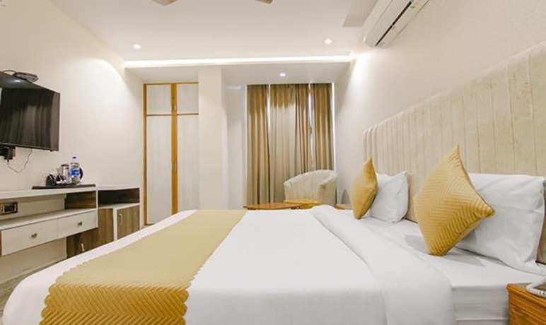Imagen general del Hotel Fabhotel Prime The Eminence. Foto 8
