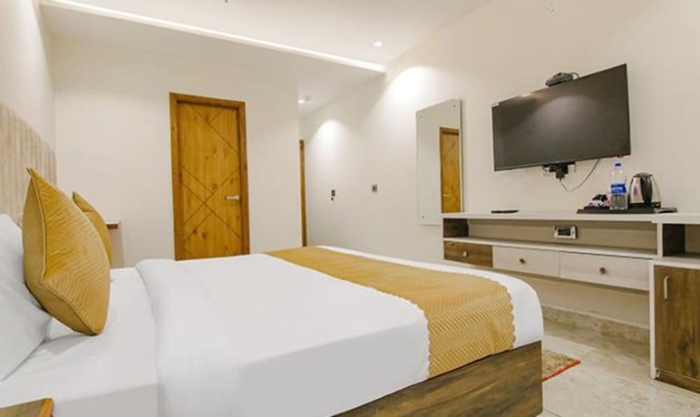 Imagen general del Hotel Fabhotel Prime The Eminence. Foto 9