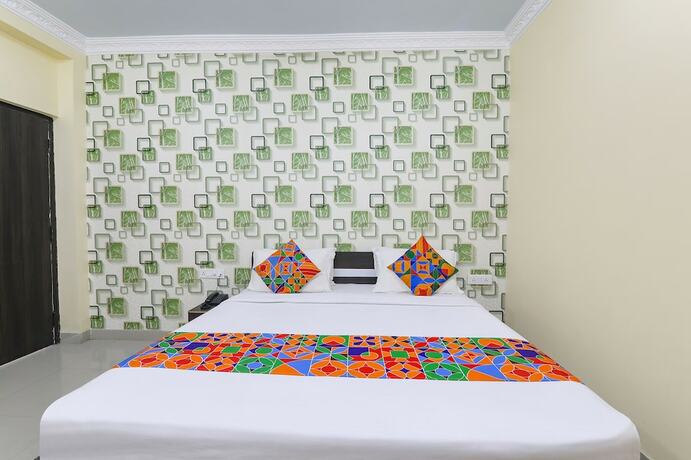 Imagen general del Hotel Fabhotel Radhika Inn. Foto 10