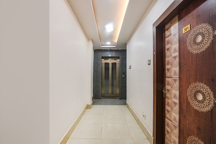 Imagen de los interiores del Hotel Fabhotel Raj Niwas. Foto 12