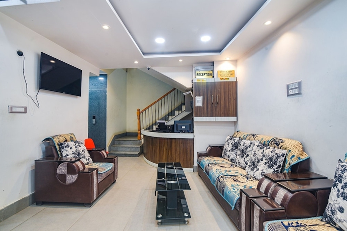 Imagen de los interiores del Hotel Fabhotel Raj Niwas. Foto 17