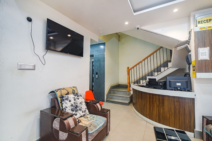 Imagen de los interiores del Hotel Fabhotel Raj Niwas. Foto 19