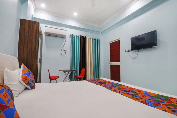 Imagen de la habitación del Hotel Fabhotel Raj Niwas. Foto 8