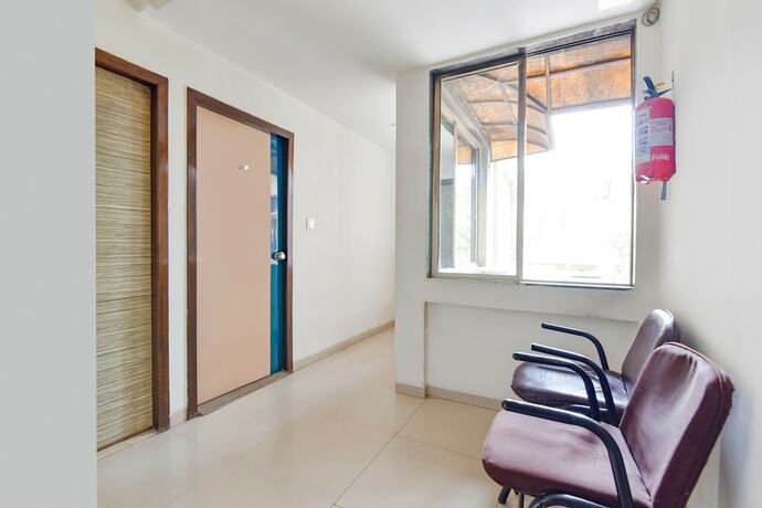 Imagen general del Hotel Fabhotel Raj Ratna. Foto 3