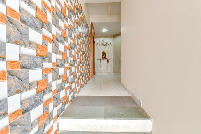 Imagen general del Hotel Fabhotel Raj Ratna. Foto 7
