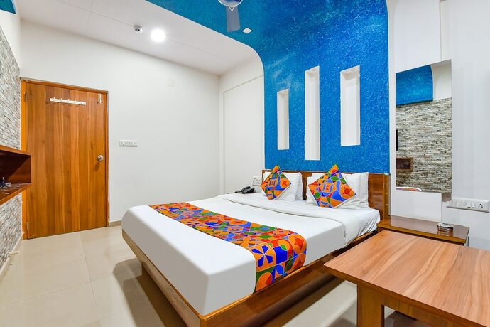Imagen de la habitación del Hotel Fabhotel Raj Ratna. Foto 19