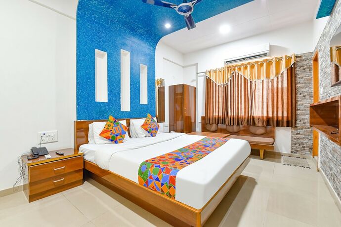 Imagen de la habitación del Hotel Fabhotel Raj Ratna. Foto 20
