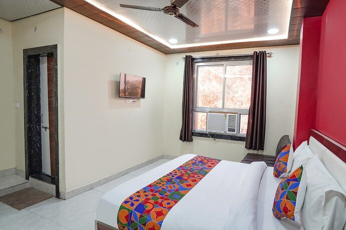 Imagen de la habitación del Hotel Fabhotel Rajdhani. Foto 17