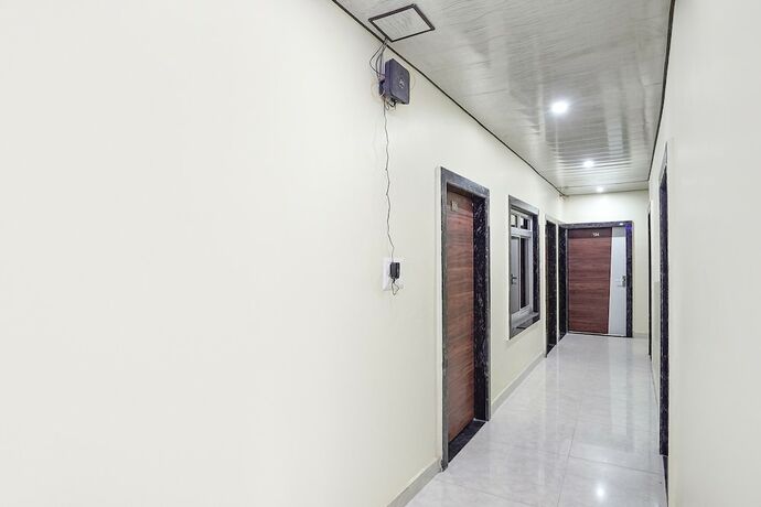 Imagen general del Hotel Fabhotel Rajdhani. Foto 12