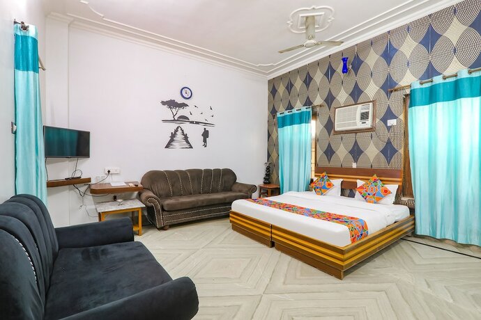 Imagen de la habitación del Hotel Fabhotel Raka Inn. Foto 19