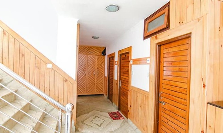 Imagen general del Hotel Fabhotel Rosewood Inn I. Foto 7