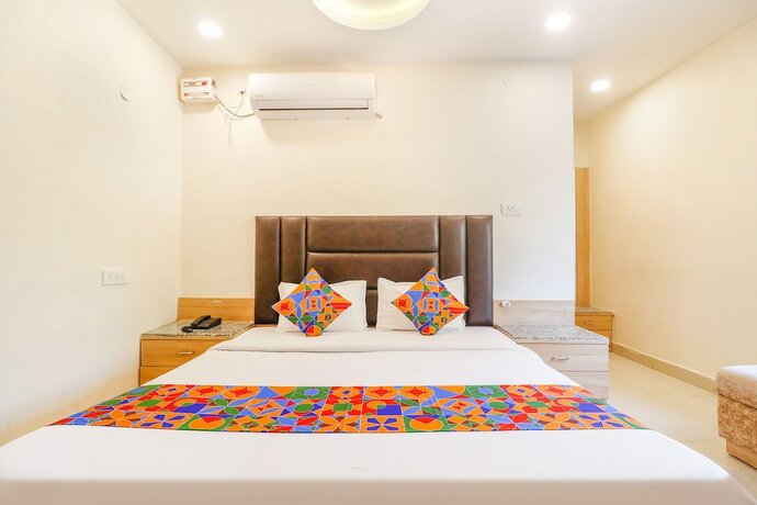 Imagen general del Hotel Fabhotel Royal Aanandam. Foto 12