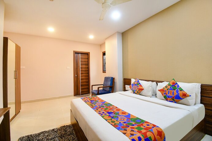 Imagen de la habitación del Hotel Fabhotel Royal Crystal. Foto 20