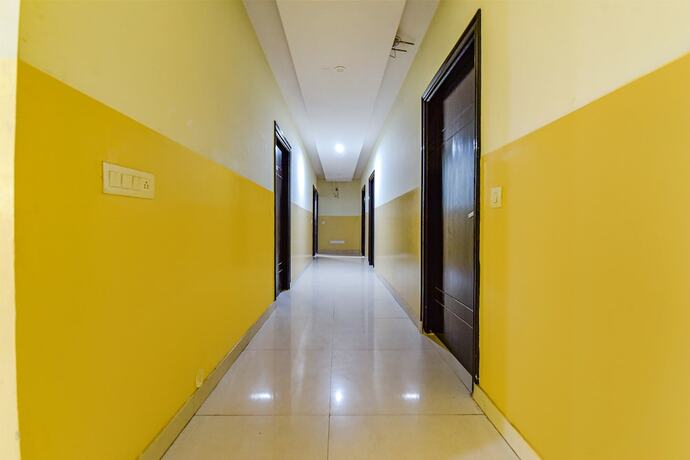 Imagen general del Hotel Fabhotel Royal Delight. Foto 6