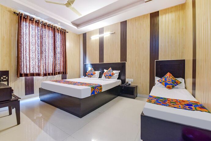 Imagen general del Hotel Fabhotel Royal Delight. Foto 12