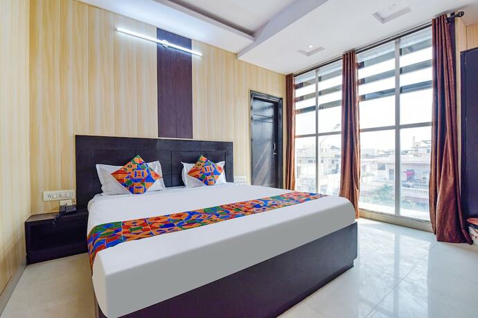 Imagen general del Hotel Fabhotel Royal Delight. Foto 14