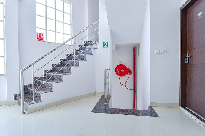 Imagen general del Hotel Fabhotel Royal Icon. Foto 9